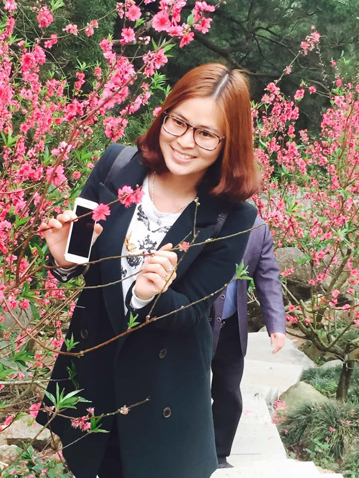 ÈËÃæÌÒ»¨ÏàÓ³ºì ½ü5ǧÓÎÈËÖñÏɶ´ÉÍÌÒ»¨